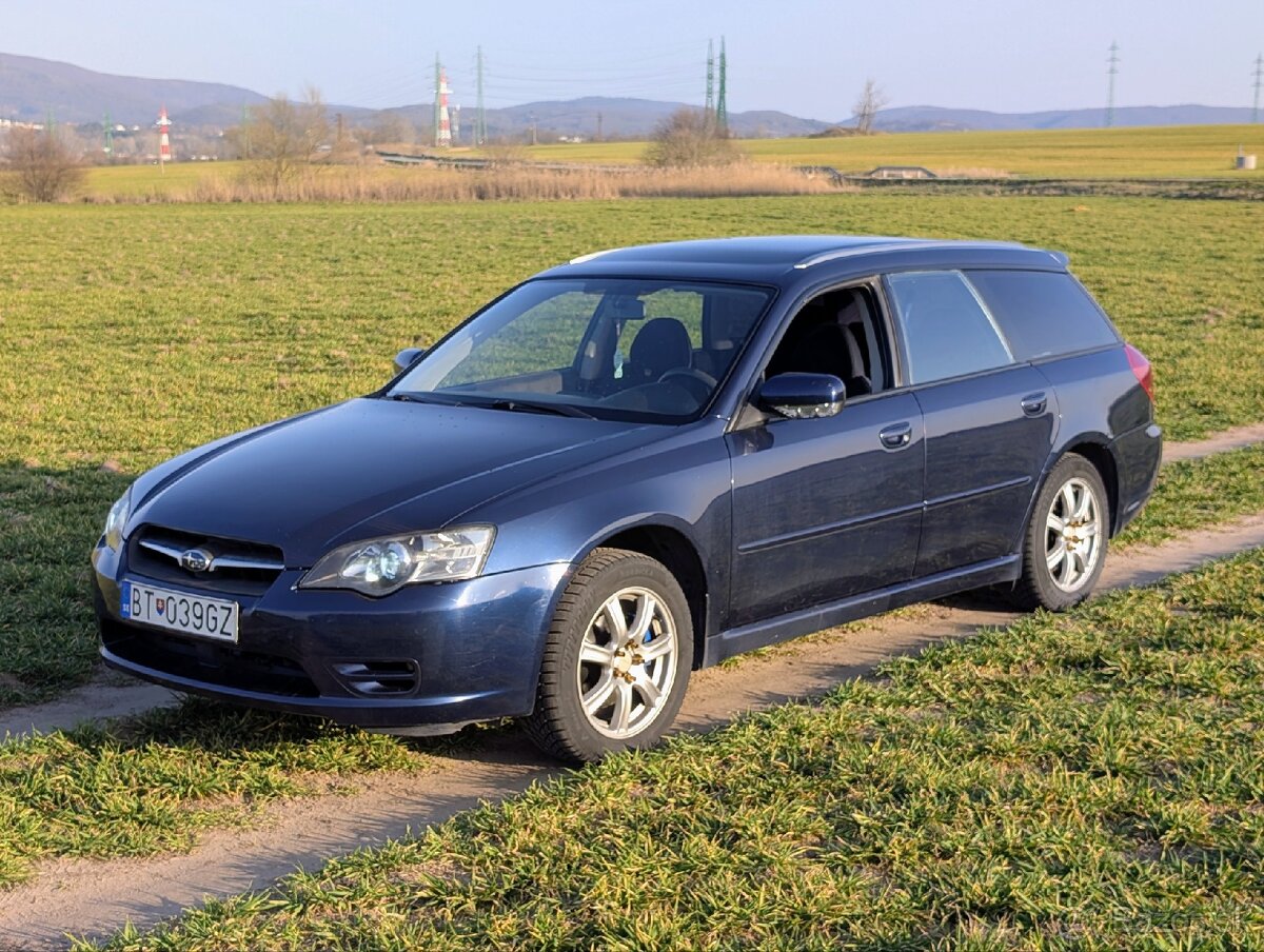 Subaru Legacy 2.0 benzín automat - 2