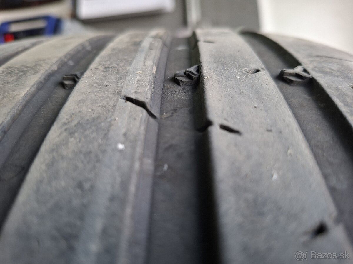 Letné pneumatiky 275/45R21Continental - 2