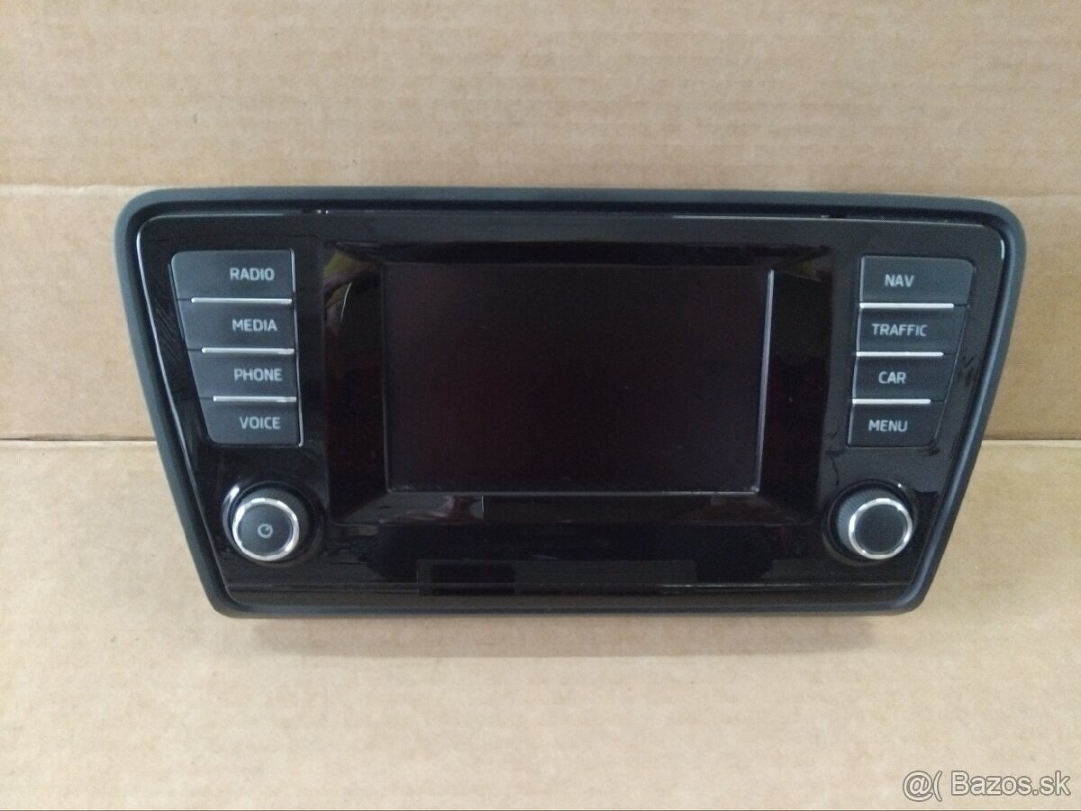 autorádio Octavia 3 - displej, čítačka - 2