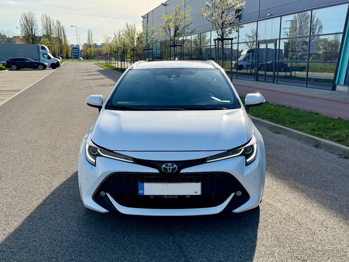 Toyota Corolla HYBRID 2.0 ST E-CVT - 2
