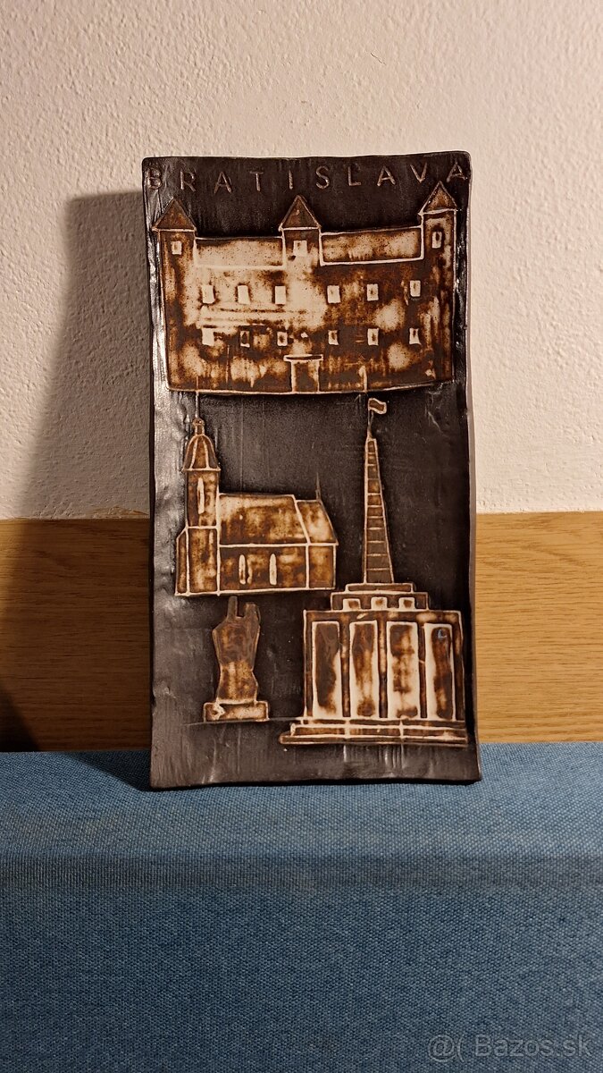 Keramické reliéfy Bratislavy – ručná slovenská práca - 2