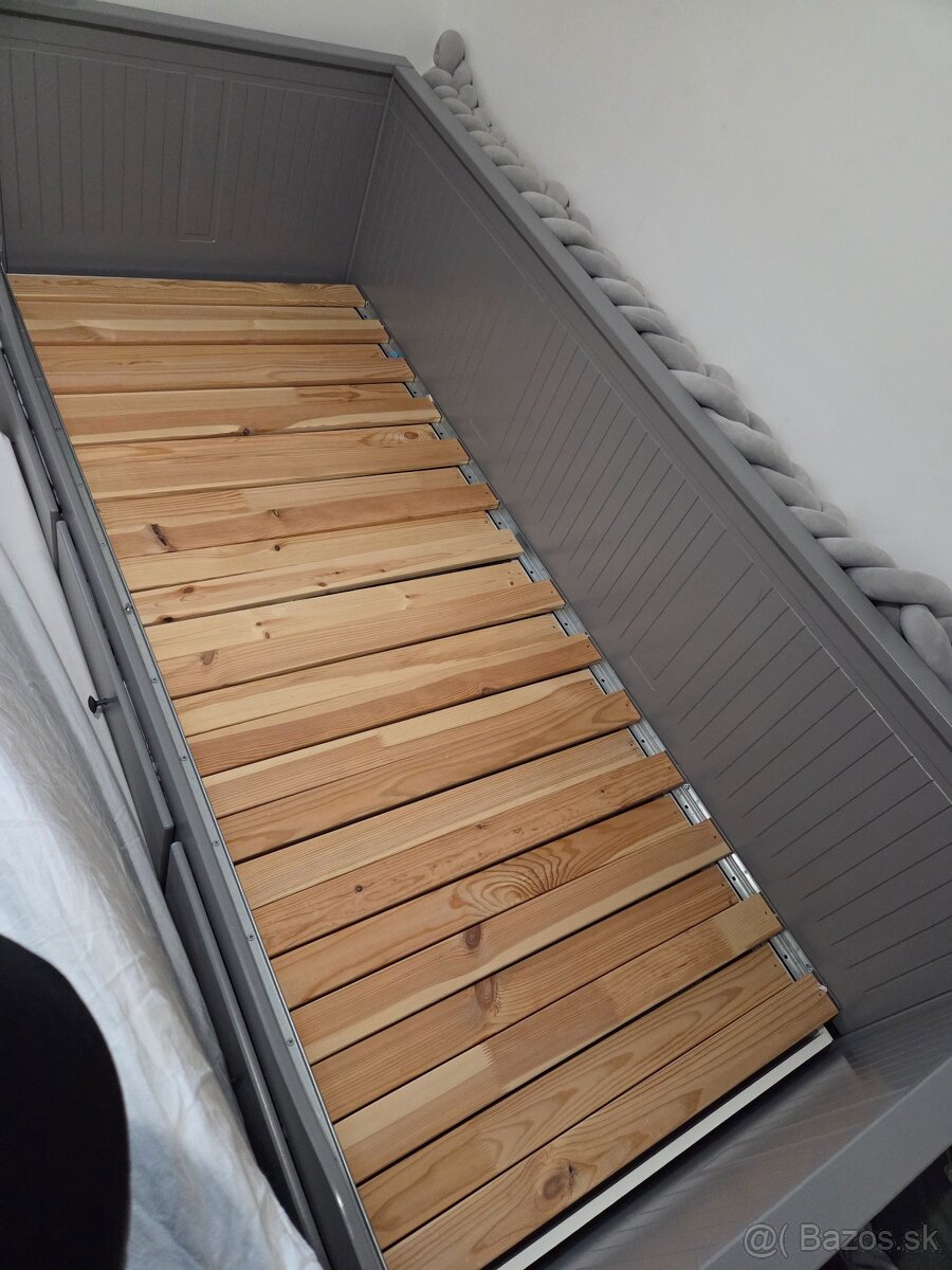 Postel Ikea Hemnes - 2