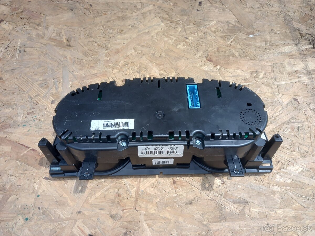 VW Passat B7 Budíky - 2