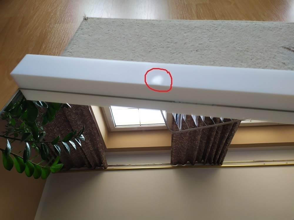 predam zrkadlo s LED osvetlenim Ravak Natural 80x77 cm biele - 2