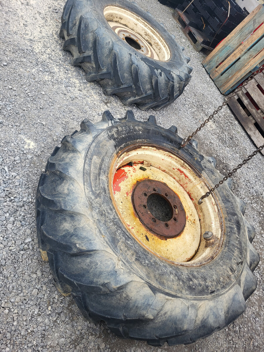 ponúkam par kolies 18 4 34 zetor crystal - 2