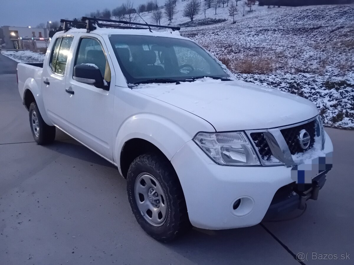 Nissan Navara 2,5 dci 4x4 nová STK a EK REZERVOVANÉ - 2