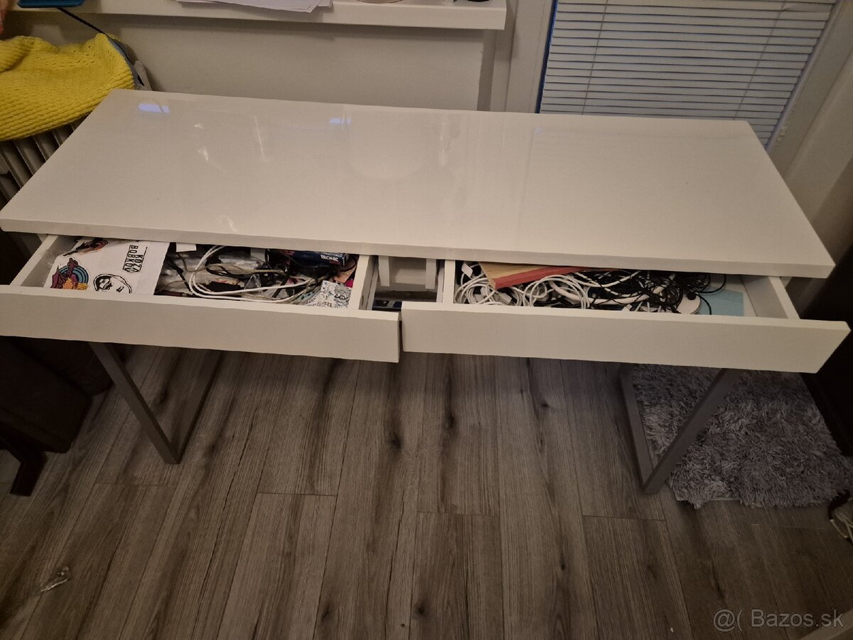 Stolík 120x40cm , bez rozkladania - 2