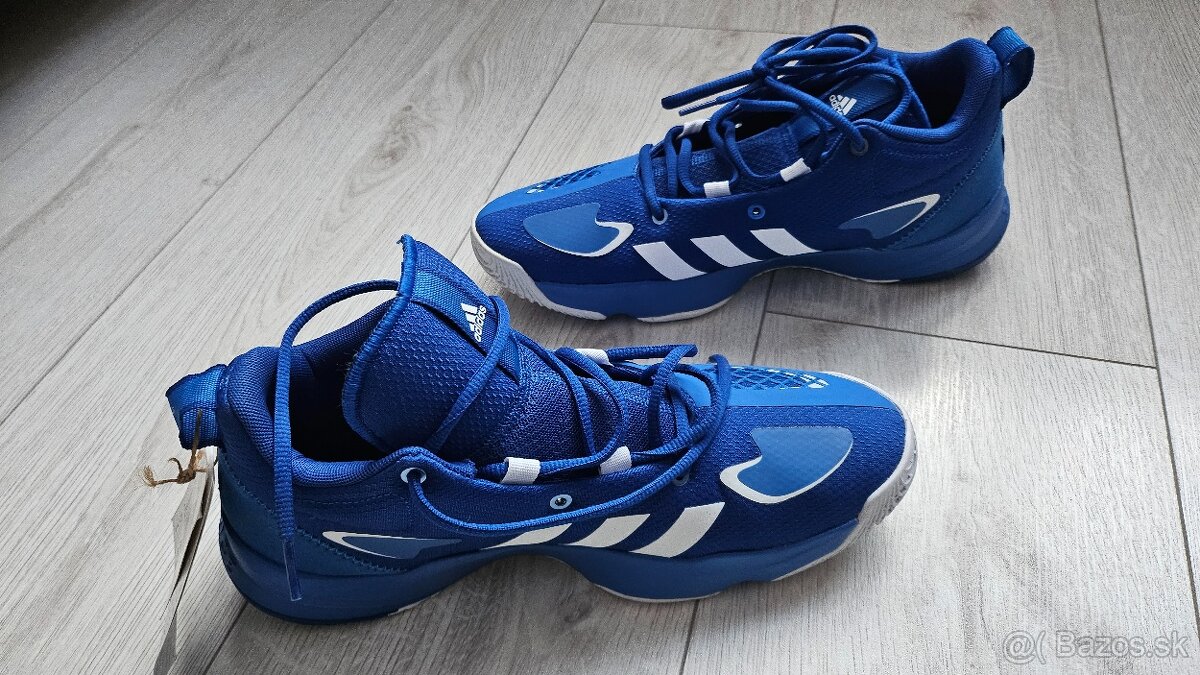 Predam adidas botasky - 2