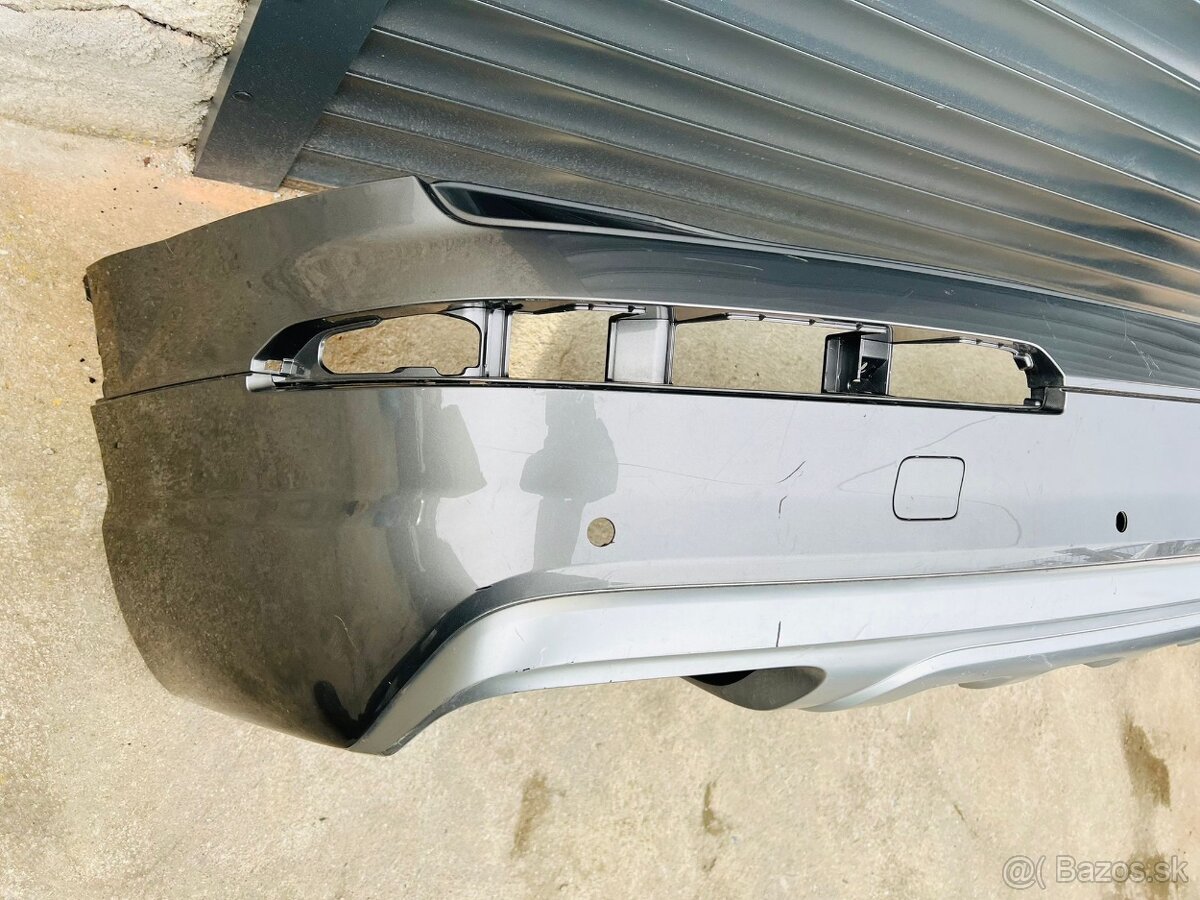Audi Q7 4M zadní nárazník 4M0807527B - 2