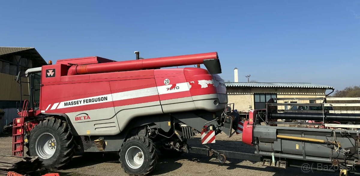 Predám kombajn Massey Ferguson Beta 7270 - 2