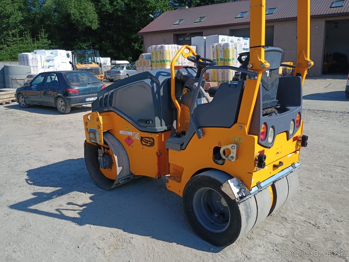 Kombinovaný valec Hamm HD12 2014 - 2