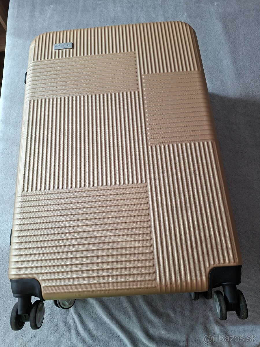Nový XL kufor - 2