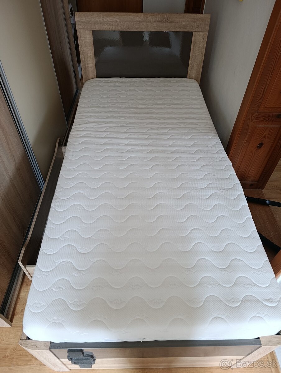 Jednolôžková posteľ 100x200cm - 2