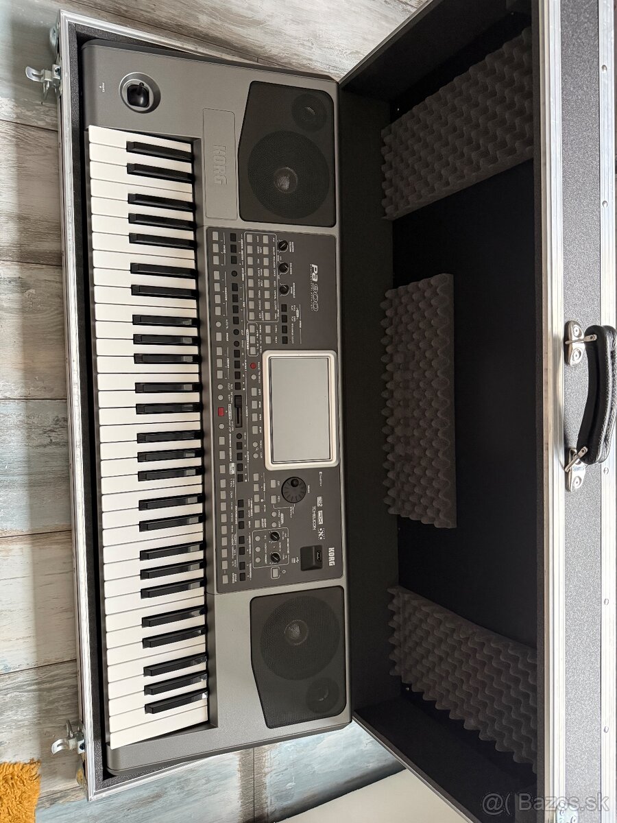 Korg PA 900 - 2