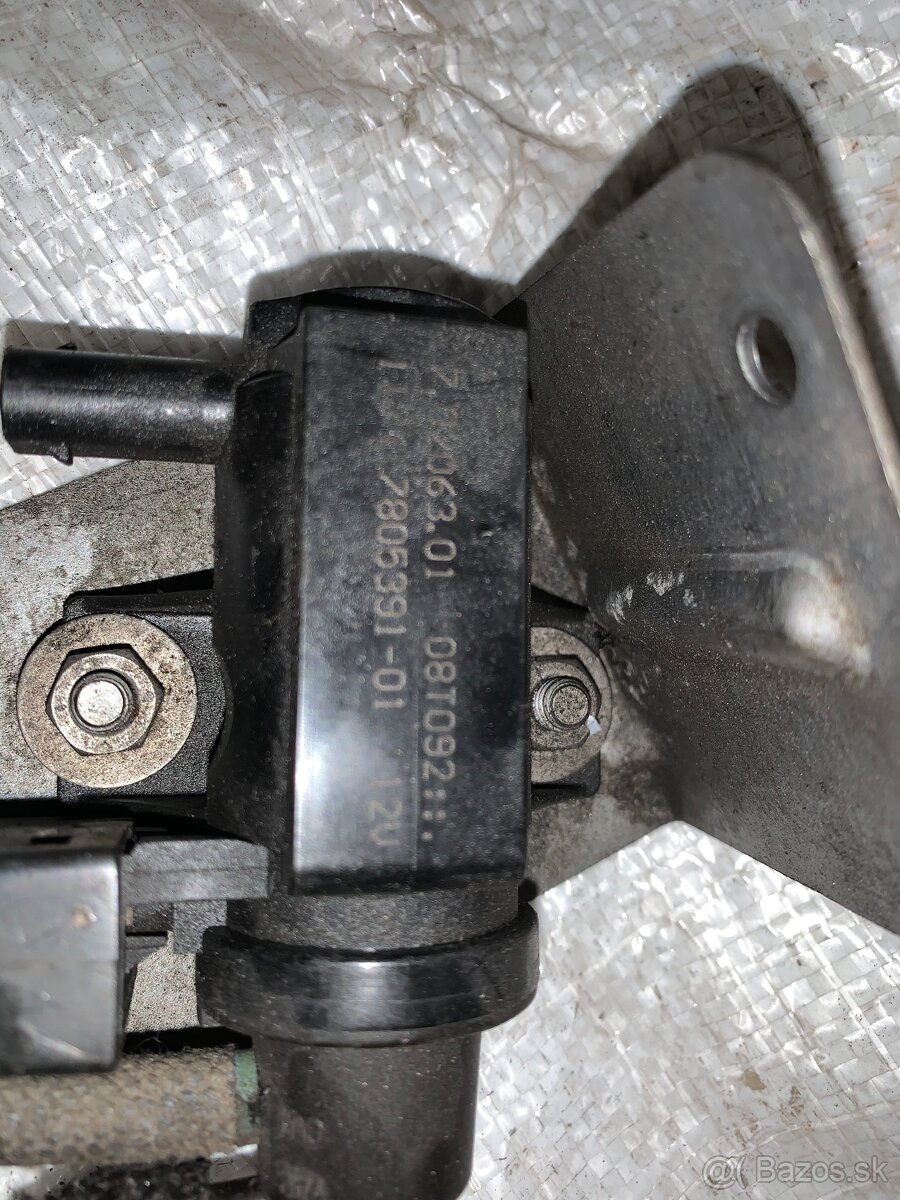 VENTIL SNÍMAČ TLAKU BMW - 2