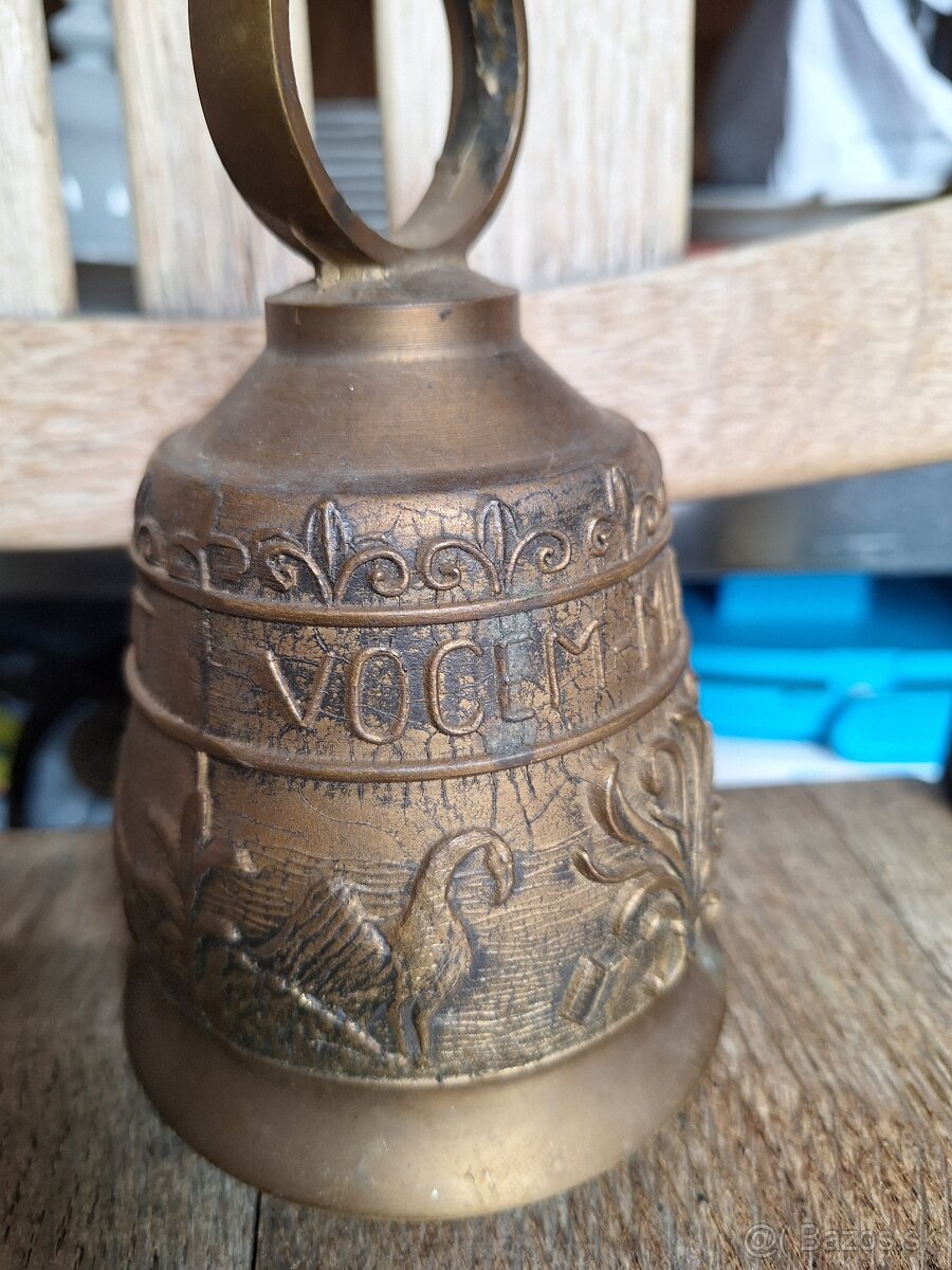 Starozitni bronzovy zvon - 2