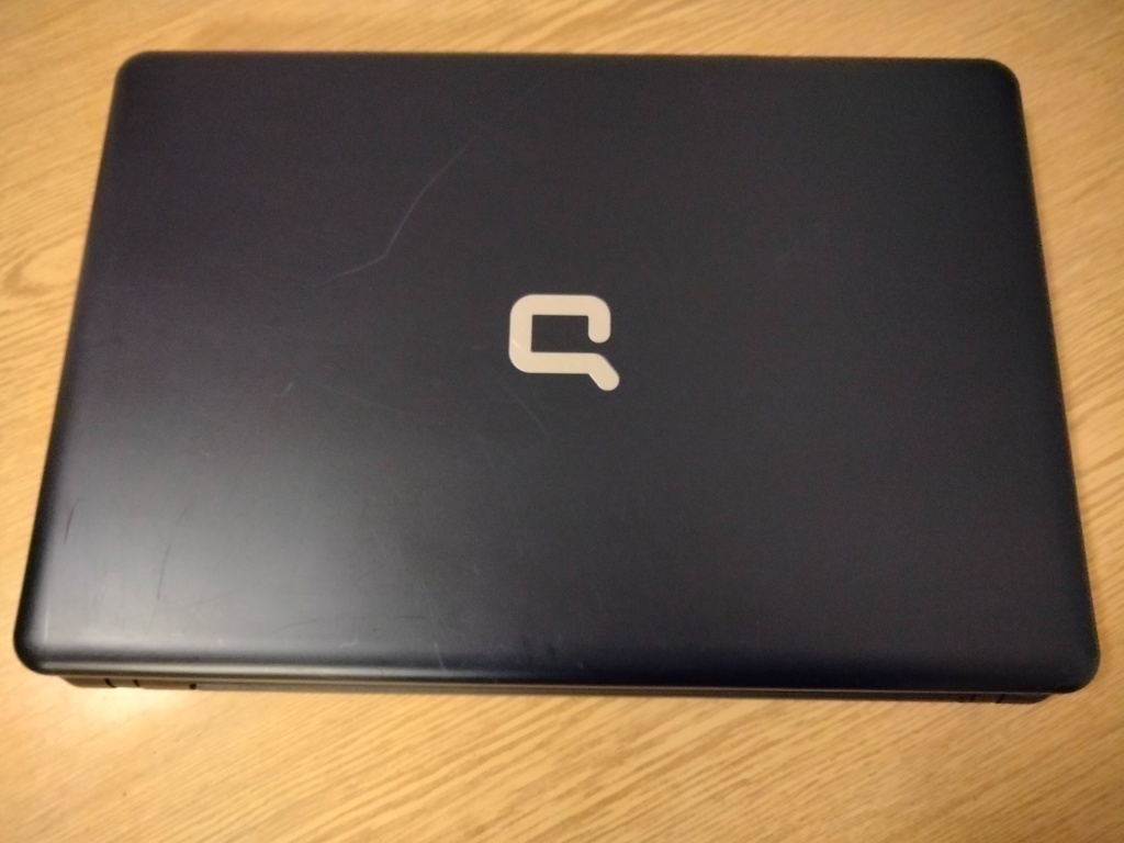 predám notebook HP COMPAQ 615 , Windows 7. - 2