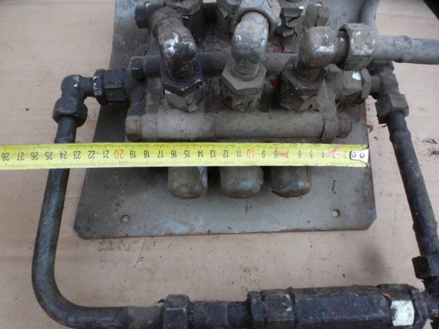 Hydraulický rozvadzač. - 2