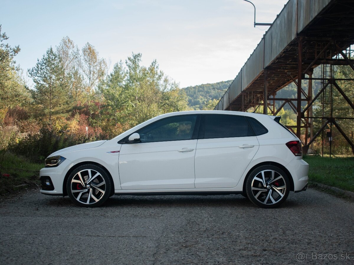 Volkswagen Polo GTI 2.0 TSI DSG - 2