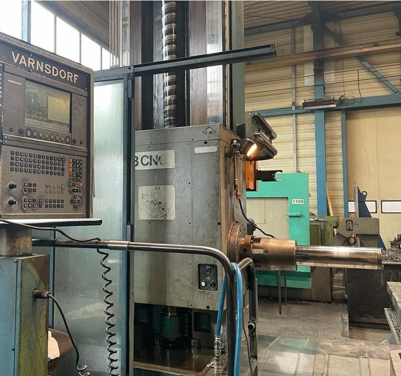WHQ 13 CNC rok 2000 - 2