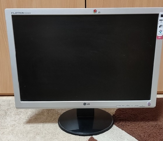 Predám 20'' LG širokouhlý štandardný LCD - 2