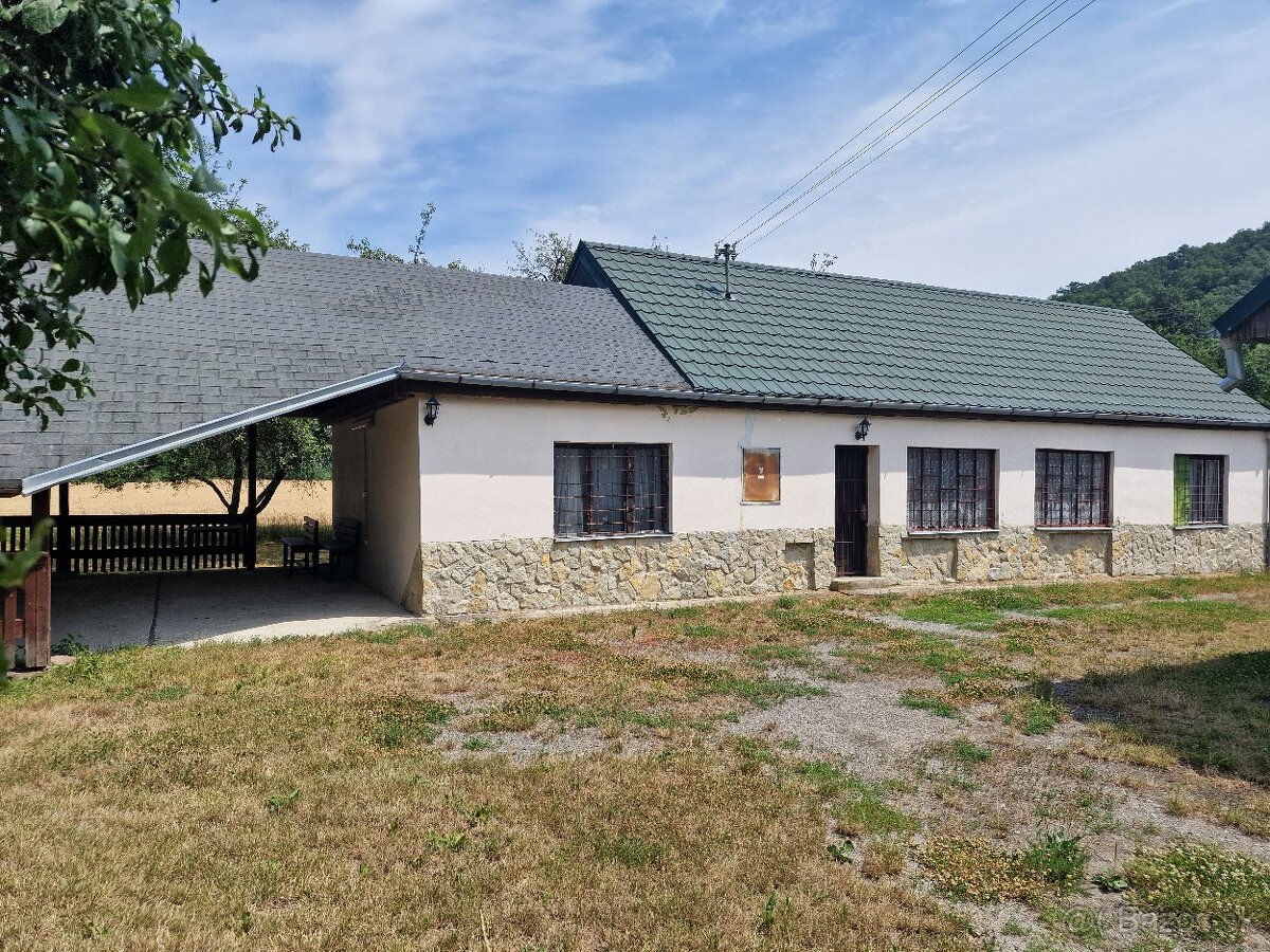Rodinný dom- poľovnícka chata - 2