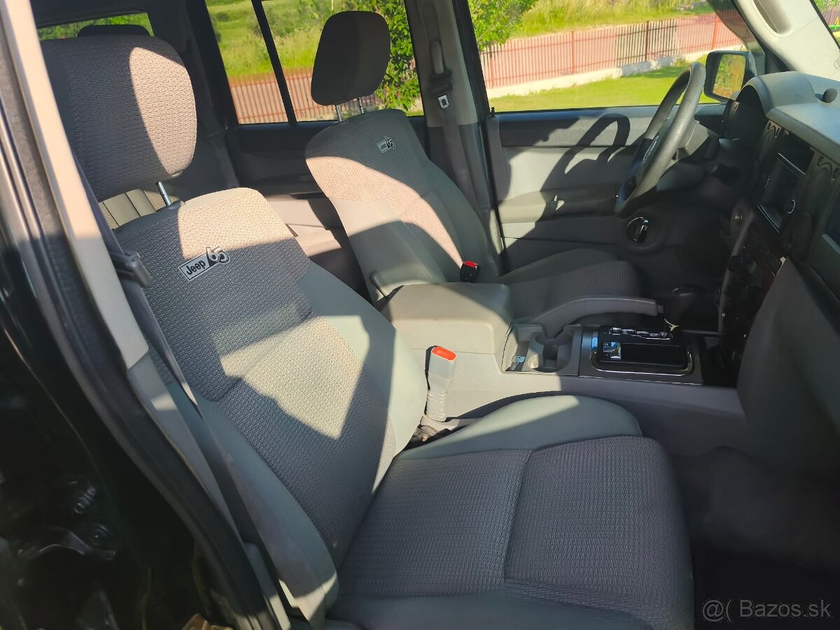 Jeep Commander - 2