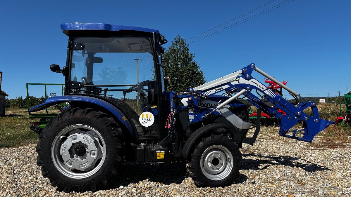 Traktor LOVOL - 2