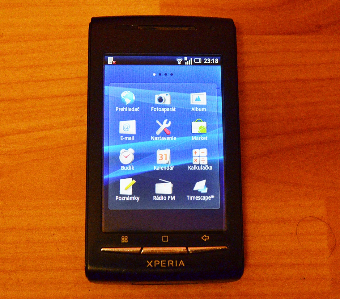 Mobil Sony Ericsson Xperia X8 - 2