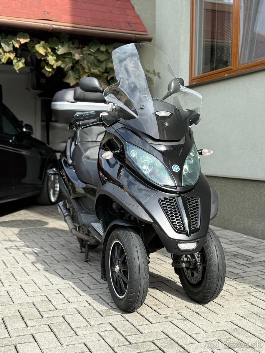 Piaggio MP3 Sport Touring LT500 - 2