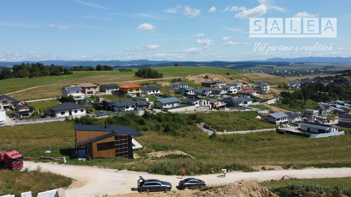 Exkluzívne. Slnečný pozemok v lukratívnej časti mesta Spišsk - 2