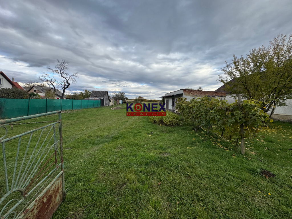 NOVINKA Pozemok na výstavbu rodinného domu – JOVSA - 2