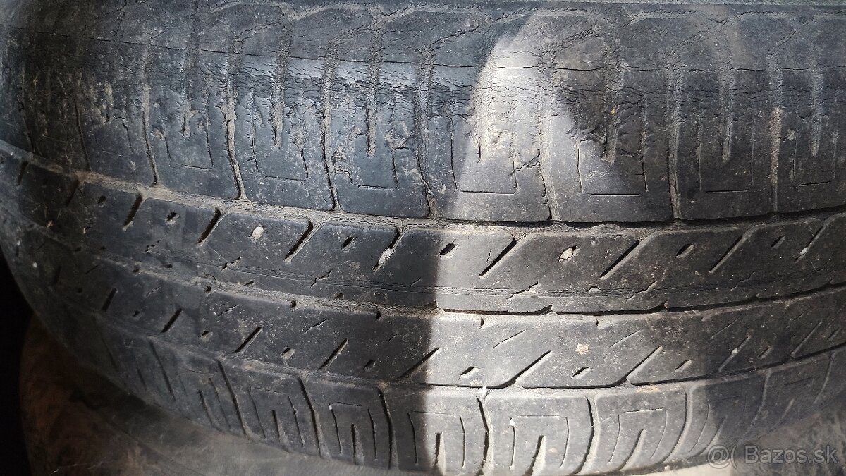 185/65 R15 Renault Dacia - 2