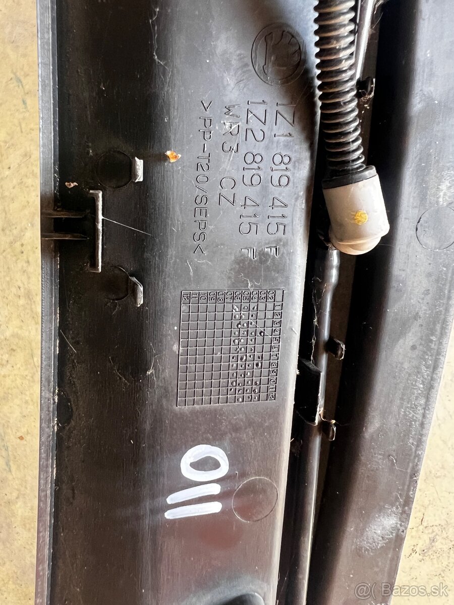 Torpédo pod čelné okno - 2