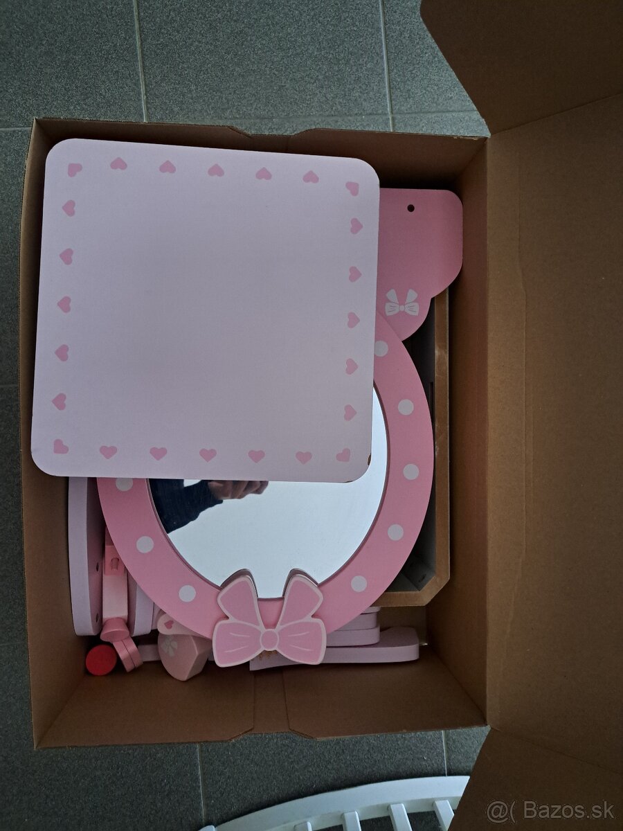 Kozmeticky stolik Lidl - 2