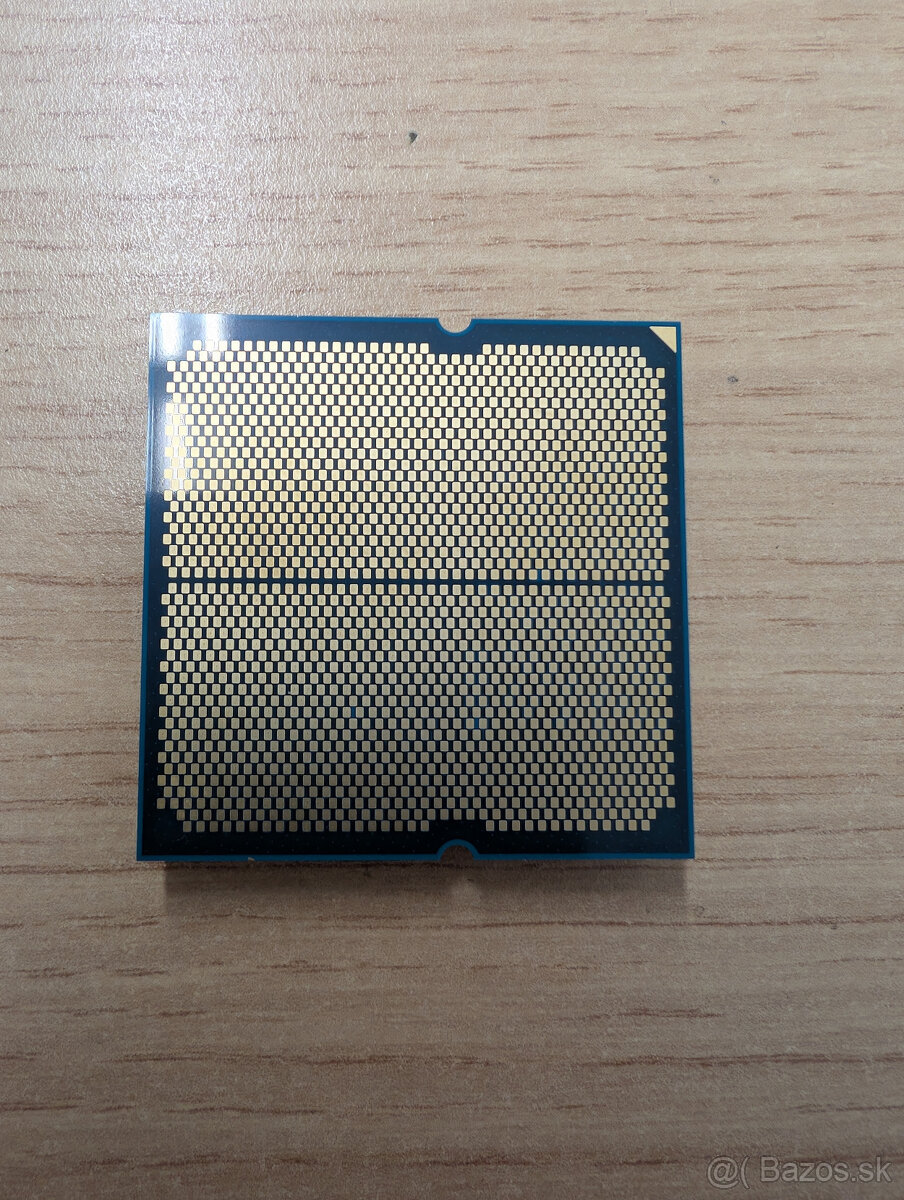 AMD Ryzen 9 9900X - 2