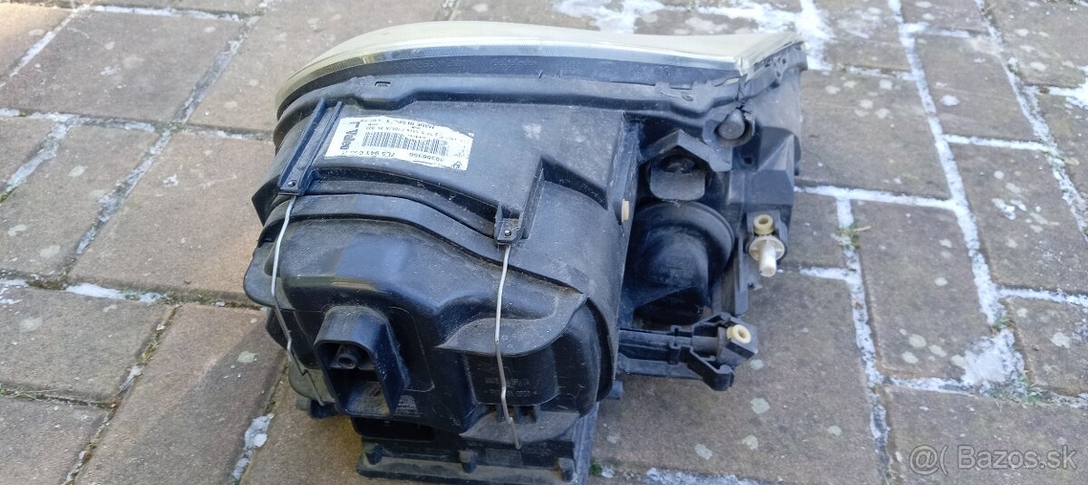 Porsche cayenne svetlo - 2