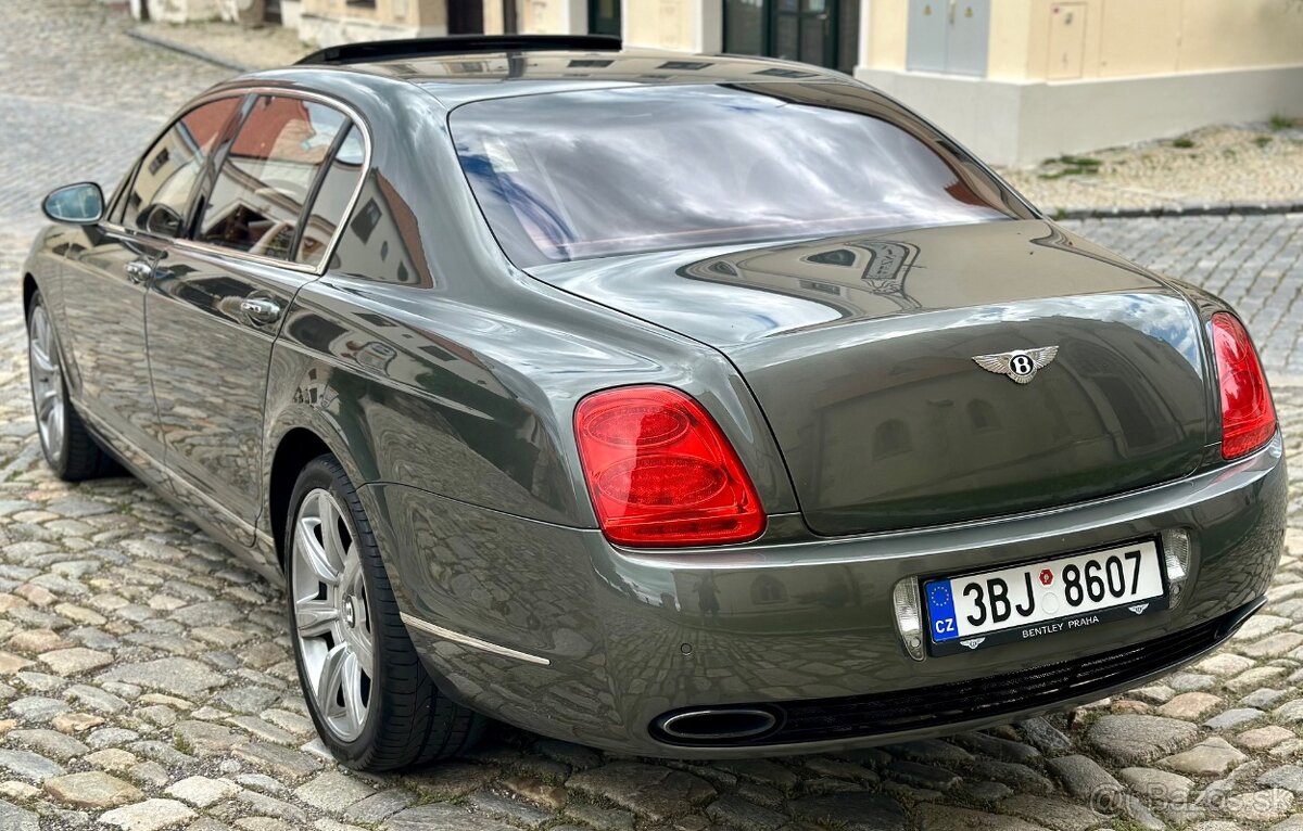 Bentley Continental Flying Spur 6.0 W12, historie Bentley - 2