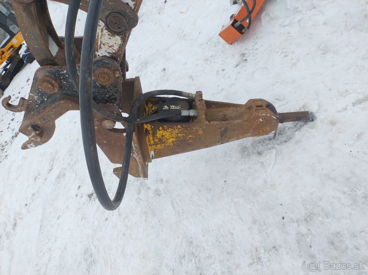 Búracie kladivo na minibager - 2