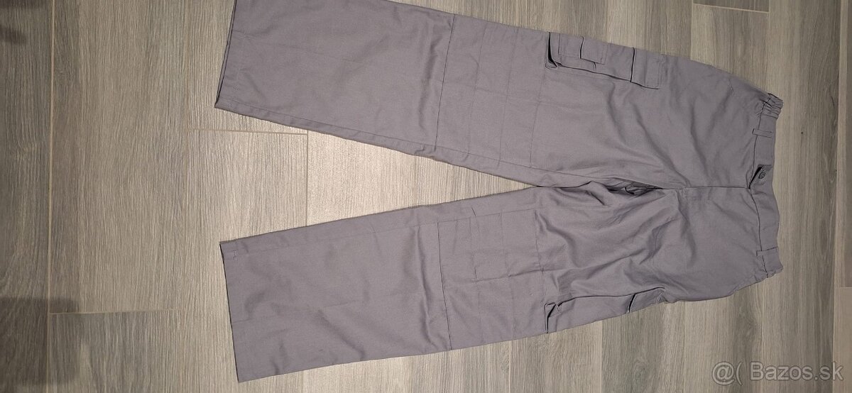 Monterkove nohavice rôzne - 2