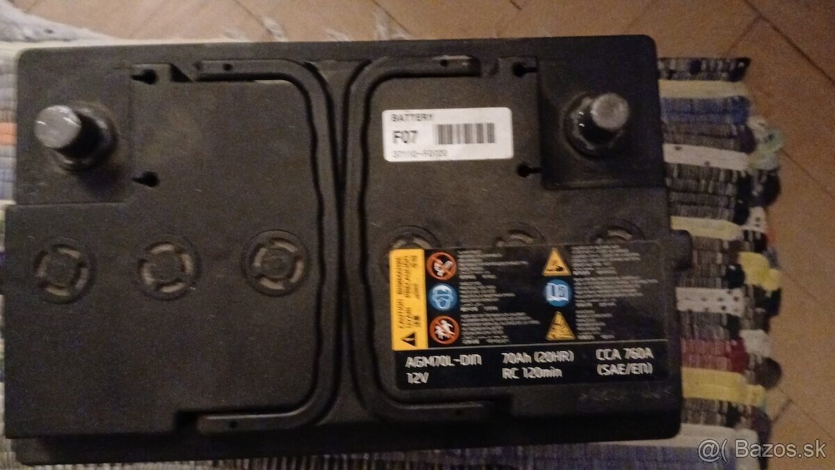 Autobateria AGM zn. ROCKET, START-STOP 12V 70Ah 760A - 2