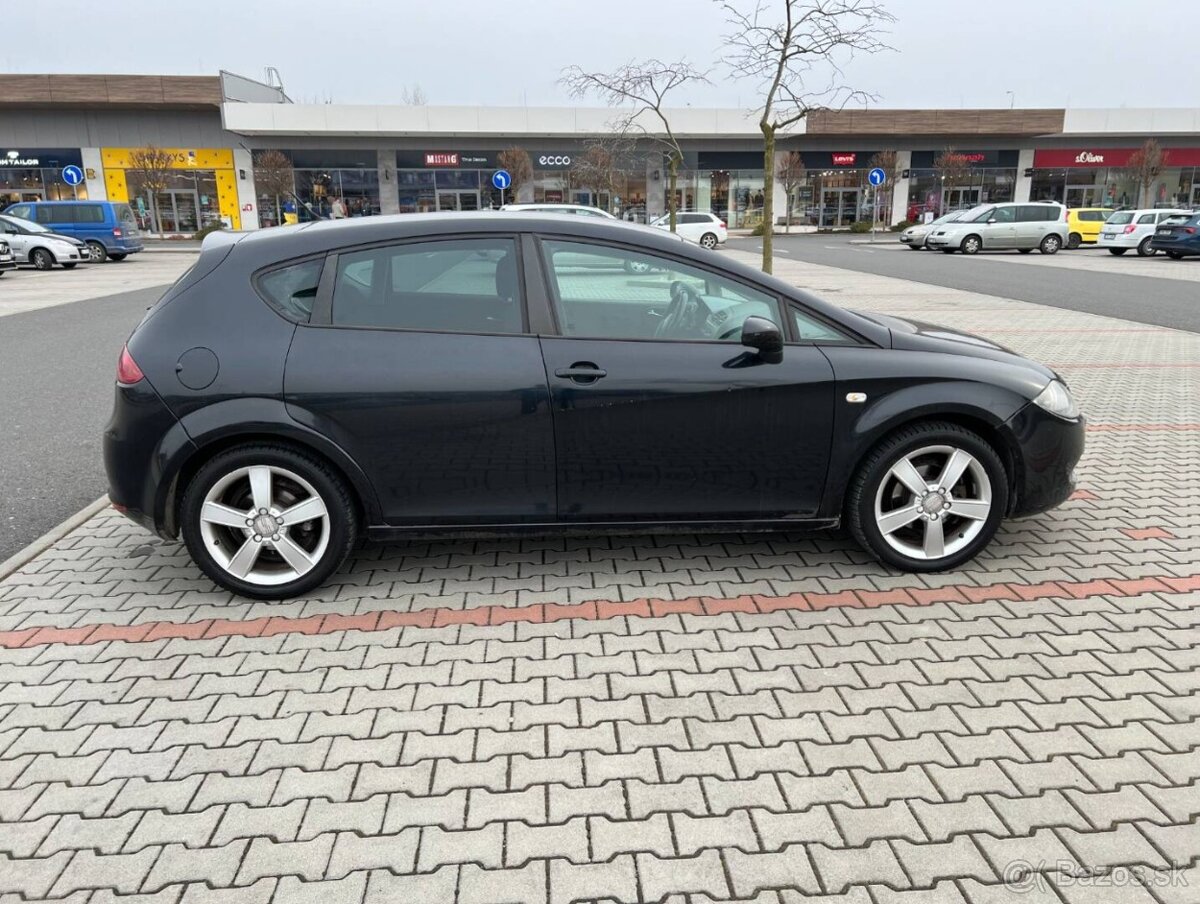Seat Leon 1.9 TDi 77kw klima TZ - 2