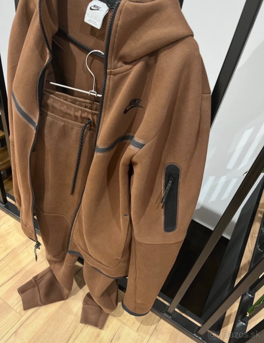 Nike Tech Fleece Brown - 2