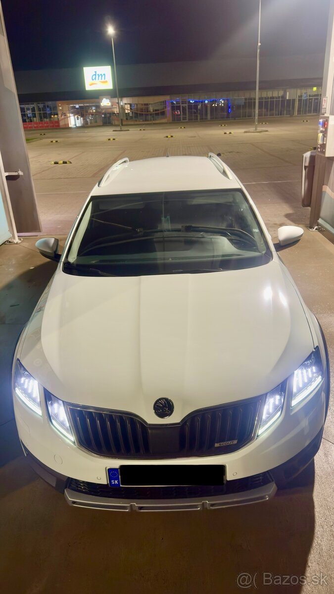 Škoda Octavia Scout - 2