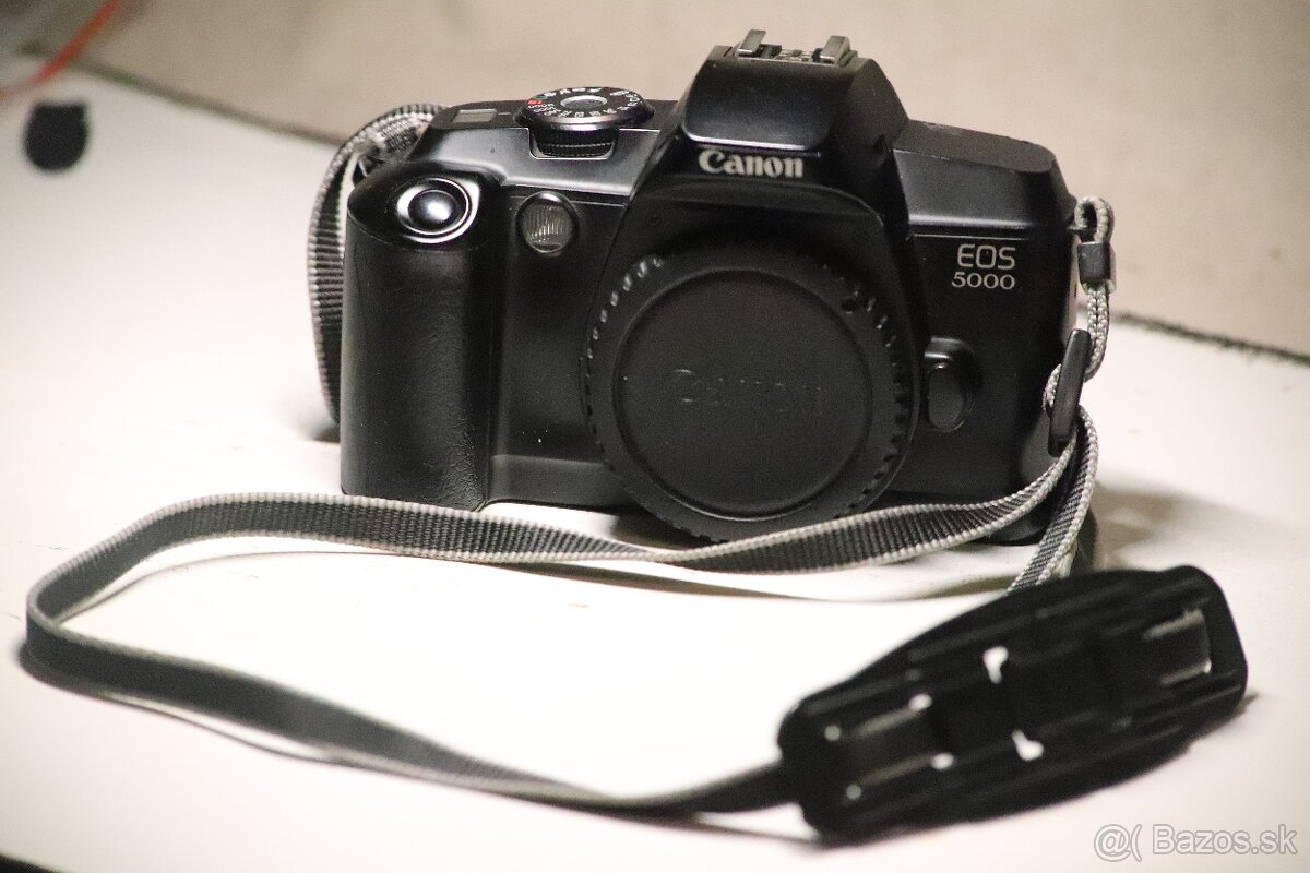 Canon EOS 5000 - 2