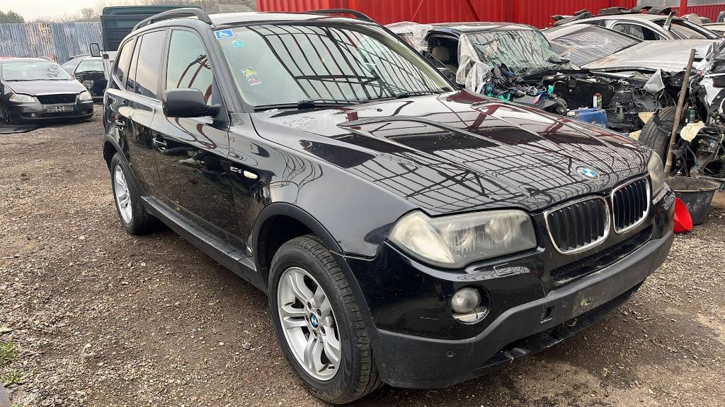 BMW X3 E83 X-drive 2,0D 130kw - 2