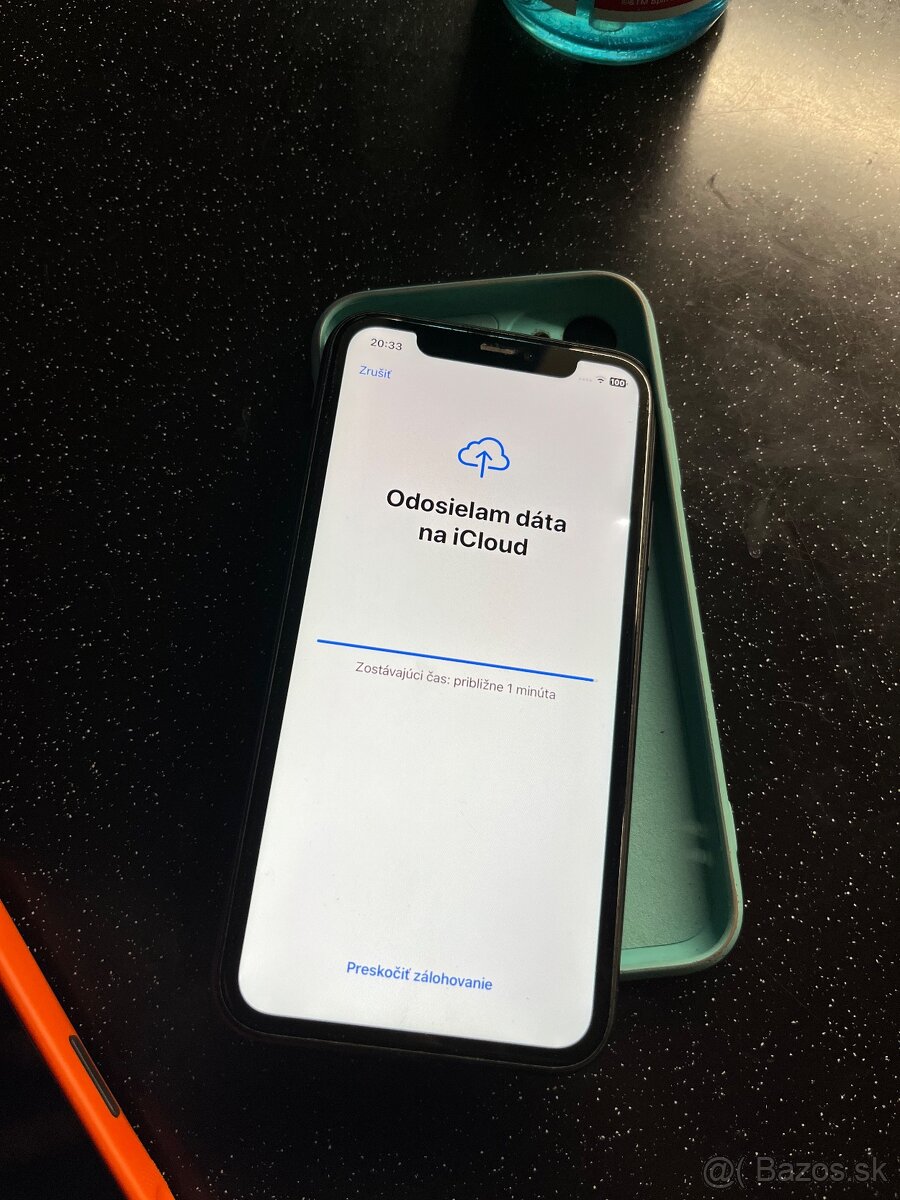Apple iPhone 11 Black 128GB - 2