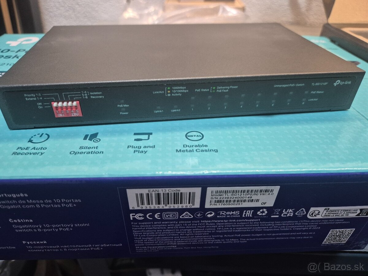 TP-Link 10-Port Gigabit Desktop PoE+ Switch - 2
