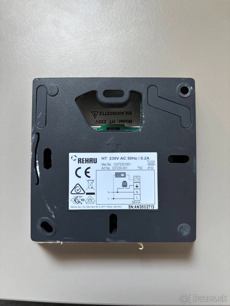 Termostat Rehau HT230V - 2