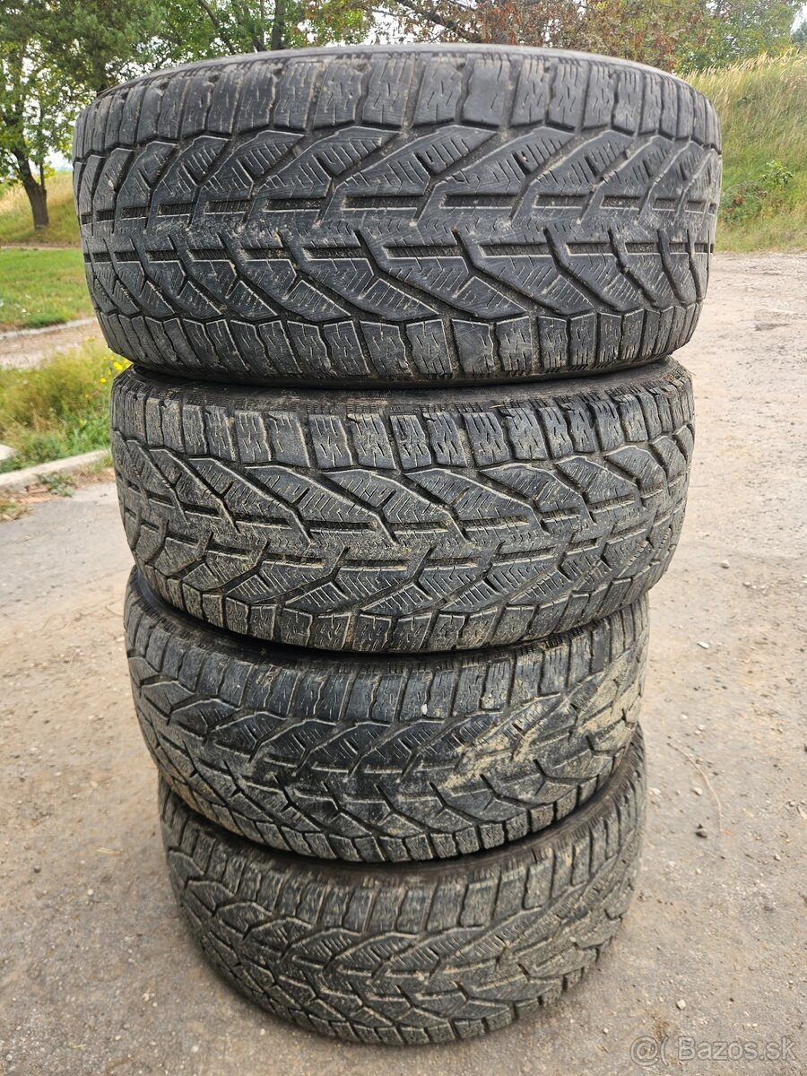 Zimne 225/45 R17 - 2